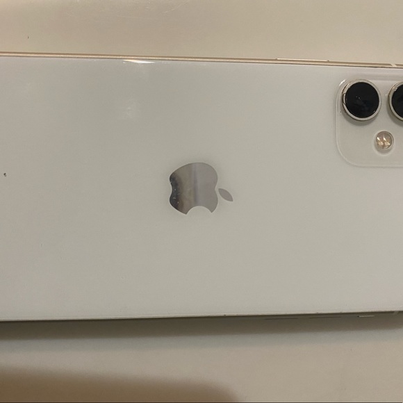 64g Iphone 11. Comes with box. Need gone asap will ship.